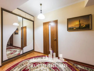 Apartament cu 3 camere, 96 m², Botanica, Chișinău foto 14