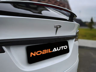 Tesla Model X foto 5