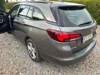 Opel Astra foto 2