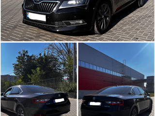 Skoda Superb foto 2