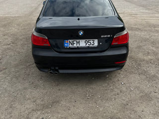 BMW 5 Series foto 2