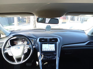 Ford Fusion foto 6