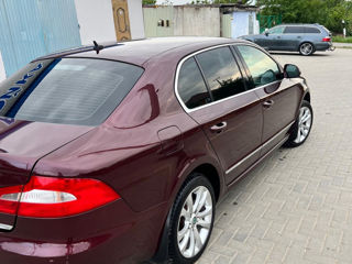 Skoda Superb фото 3