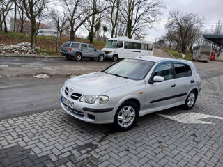 Nissan Almera foto 8