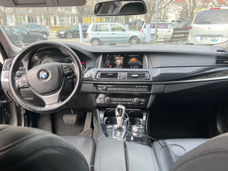 BMW 5 Series foto 17