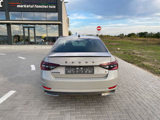 Skoda Superb foto 4