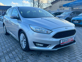 Ford Focus foto 2