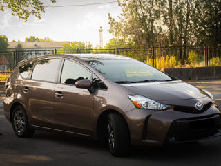 Toyota Prius v, 2017 г.