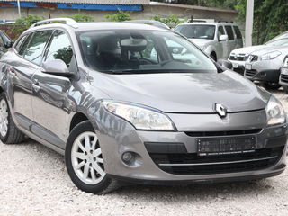 Renault Megane foto 2