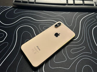 iphone XS gold