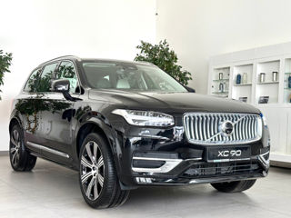 Volvo XC90 фото 3