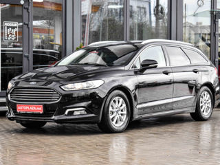 Ford Mondeo foto 2