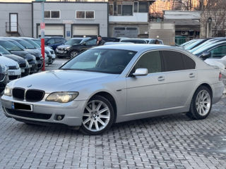 BMW 7 Series foto 4