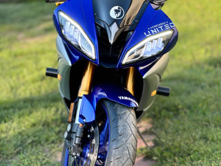 Yamaha R6 foto 5