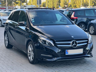 Mercedes B-Class foto 4