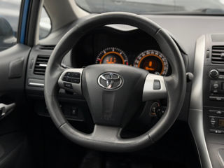 Toyota Auris foto 12