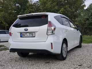 Toyota Prius + foto 4