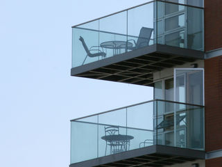 Balustrade din sticlă (îngrădiri din sticlă) foto 1