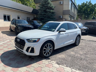 Audi Q5 e-tron