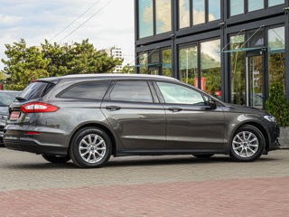 Ford Mondeo foto 2