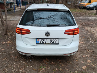 Volkswagen Passat foto 3