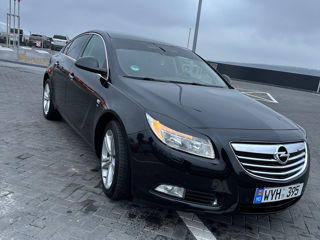 Opel Insignia foto 2