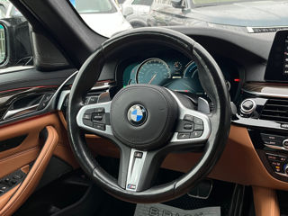 BMW 5 Series foto 12