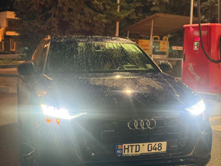 Audi Q8 foto 2