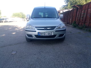 Opel Combo foto 2