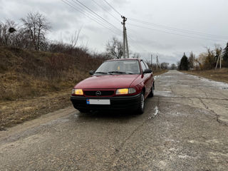 Opel Astra foto 2