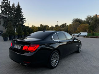 BMW 7 Series foto 4