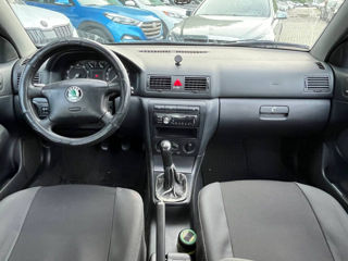 Skoda Octavia foto 8