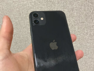 iPhone 11 64 gb foto 2