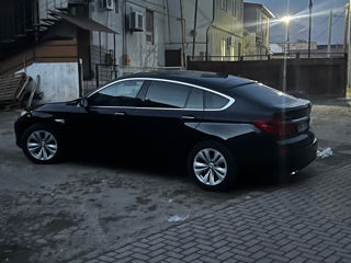 BMW 5 Series foto 2