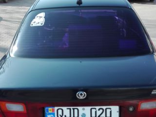 Mazda 323 foto 3