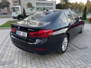 BMW 5 Series foto 4