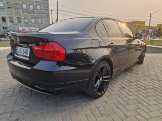 BMW 3 Series foto 10