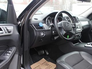 Mercedes ML Class foto 4