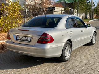 Mercedes E Class foto 6