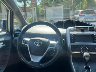 Toyota Verso foto 8