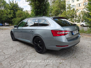 Skoda Superb foto 4