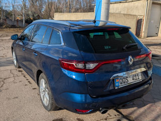 Renault Megane foto 2