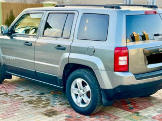 Jeep Patriot foto 2