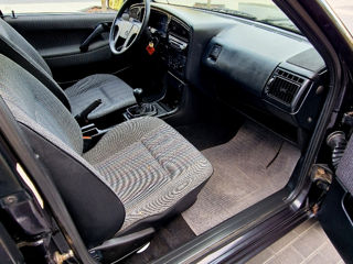 Volkswagen Passat foto 9