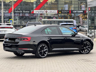 Skoda Superb foto 4