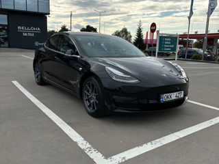 Tesla Model 3 foto 3