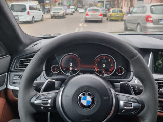 BMW 5 Series foto 8