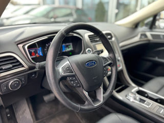 Ford Fusion foto 12