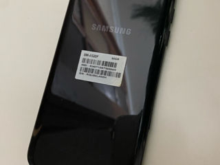 Продам Samsung A5 2017 32Gb foto 2