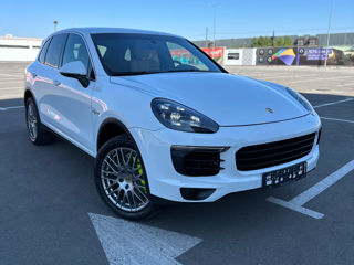 Porsche Cayenne foto 1